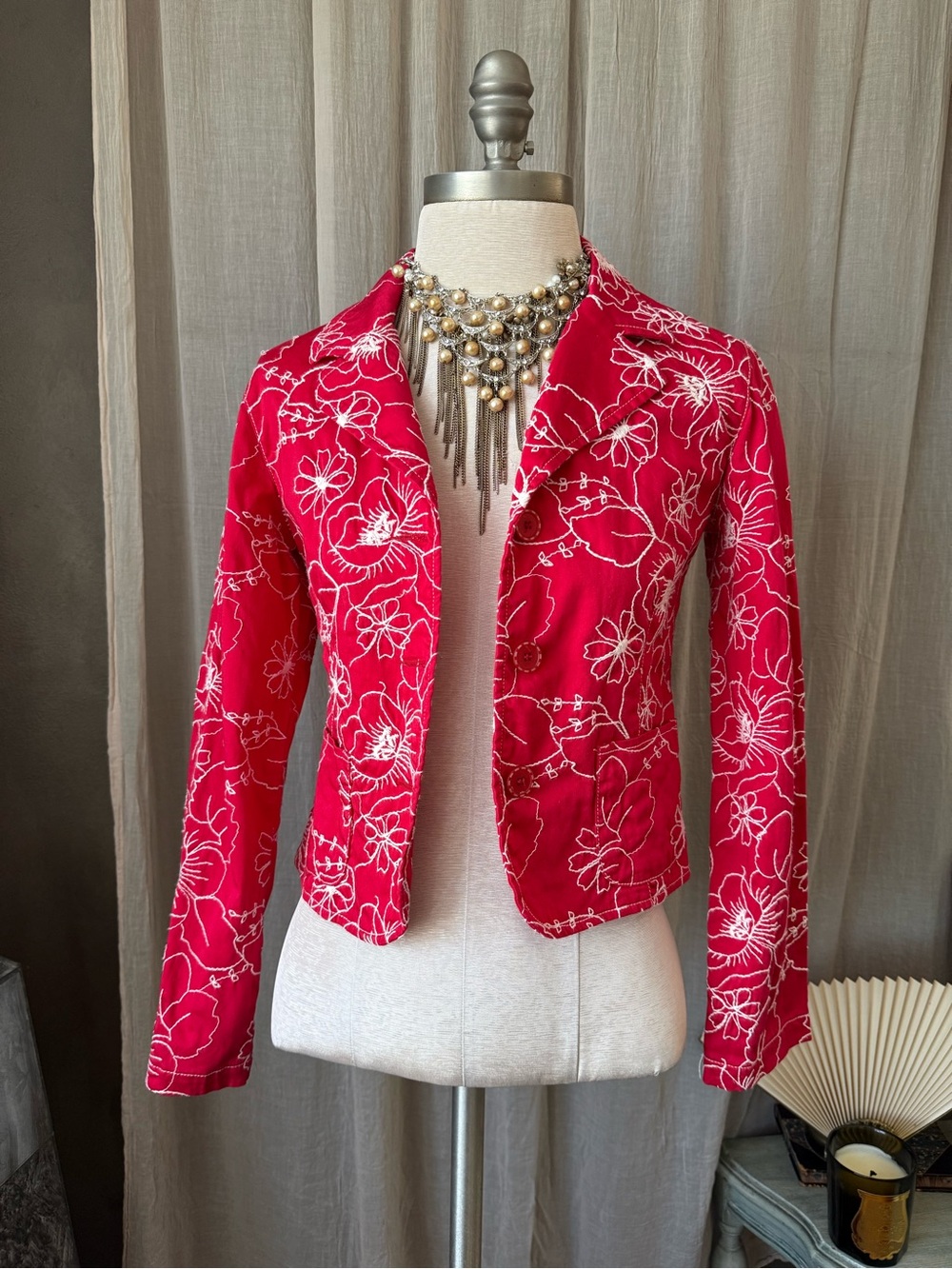 Vintage rare y2k La Perla red blazer with white stitching floral embroidery crop